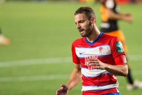 电竞竞猜-关于瓦伦西亚迎西甲关键赛，集结日刷新队史纪录，更衣室稳定，身体对抗强度拉满的信息