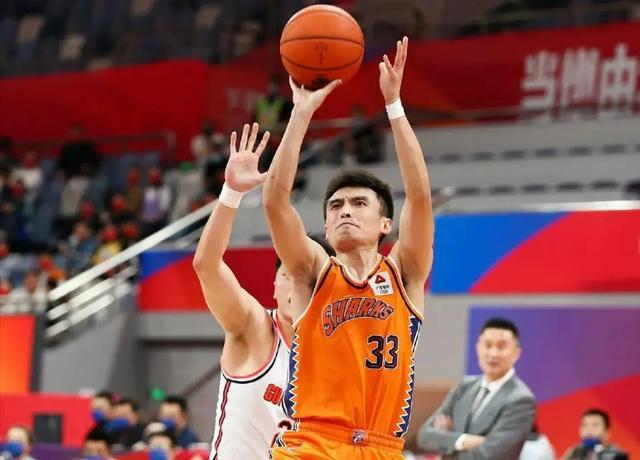 包含CBA季后赛今夜再迎强敌，皇家马德里队长鼓劲，主帅态度——态度坚定，球队文化再被提及的词条